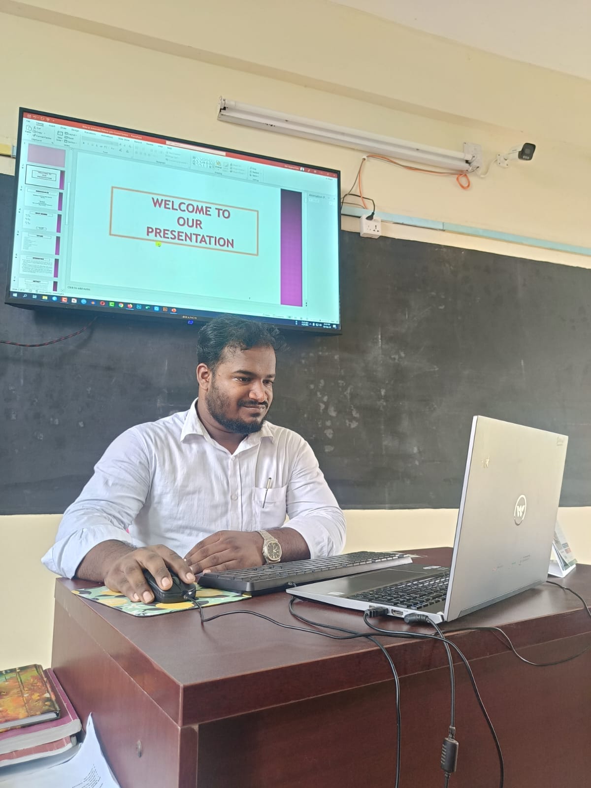 আইসিটি ল্যাব রুম